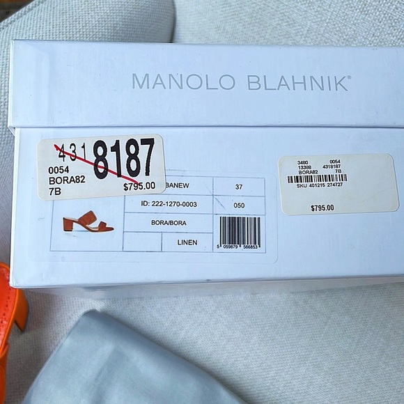 Manolo Blahnik Titubanew Linen Buckle Slide Sandals - Picture 7 of 7